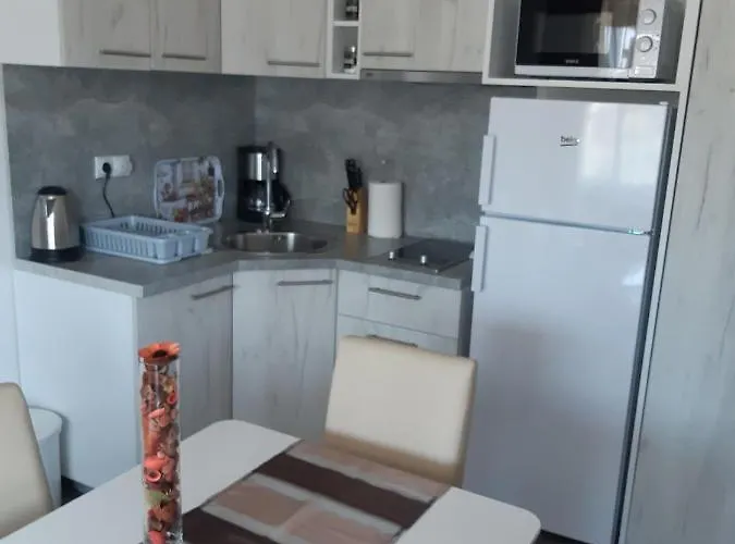 By The Sea Pirovac, Sibenik - 16095 피로바츠